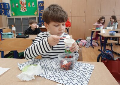 zdrowesniadanie_jogurt_02