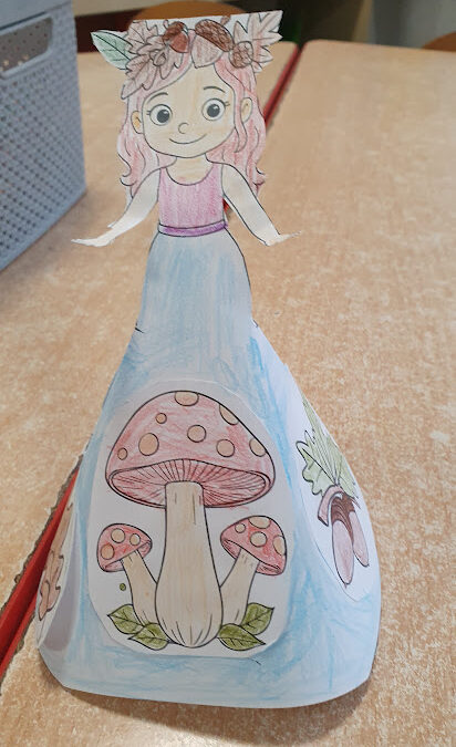 Jesienne prace plastyczne w wykonaniu dzieci ze świetlicy:)